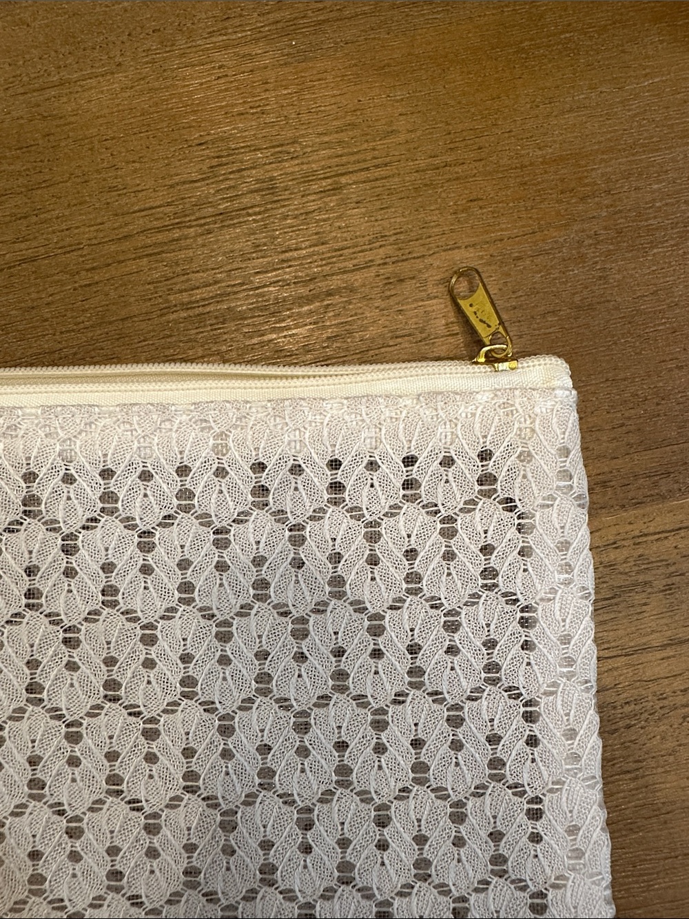 Vintage Lace Zip Pouch Clutch - Cream - Picture 9 of 16